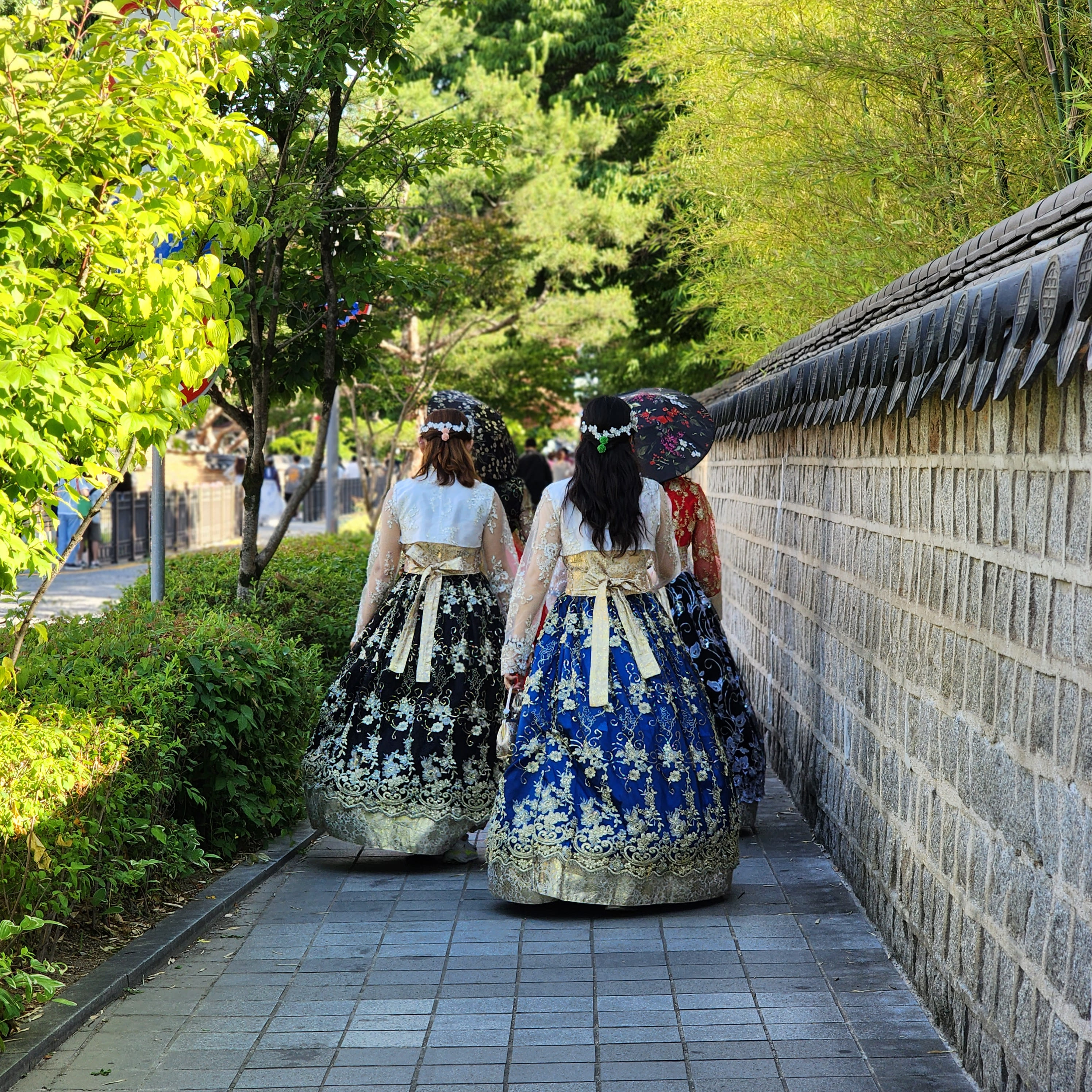 경기전 돌담길