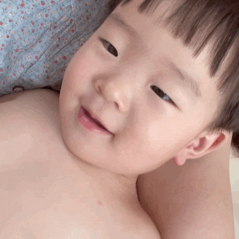 아기 코로나바이러스 증상은 발열, 검사도 모르고 지나칠 뻔 21