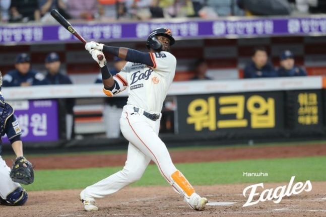 문동주