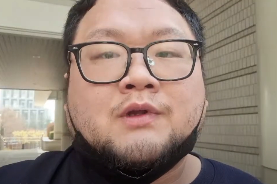 이근 대위 유튜버 구제역 재판 폭행 휴대폰 재물손괴 현장 여자 변호사 정체
