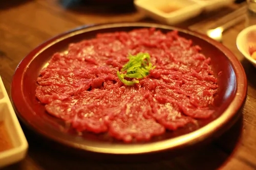 뭉티기(소)