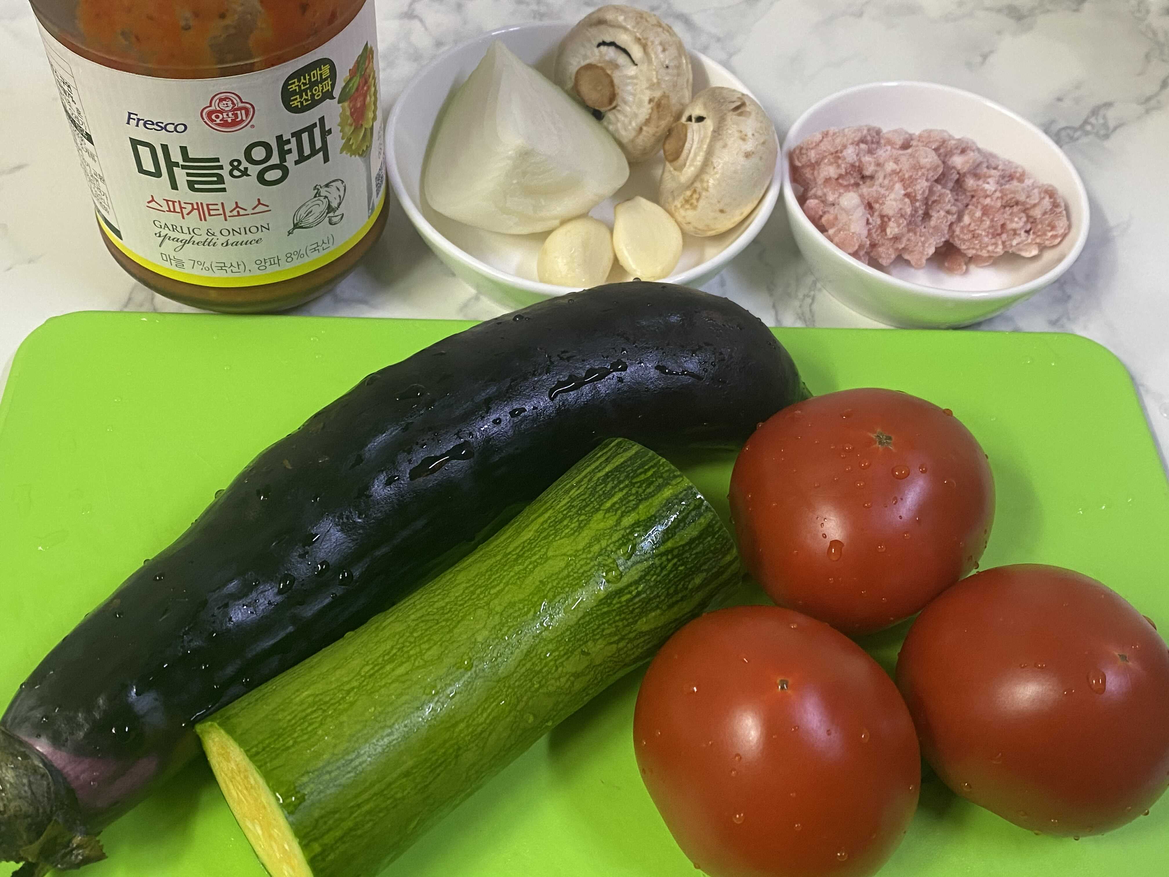 라따뚜이-재료-토마토-가지-애호박