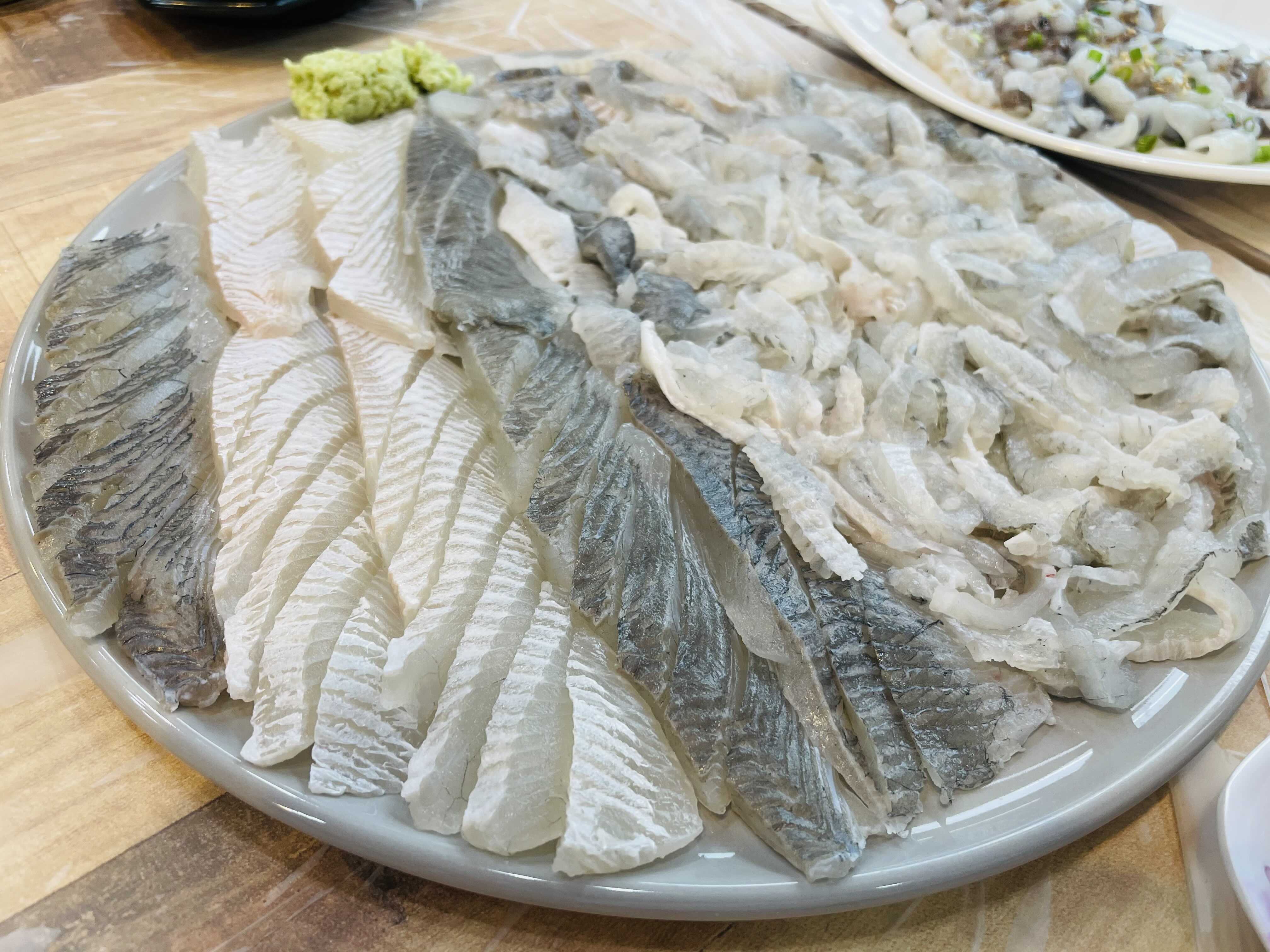  대구 서부시장 횟집 '정동진회도매수산식당'