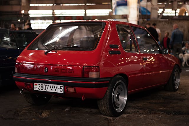 푸조-205-GTI