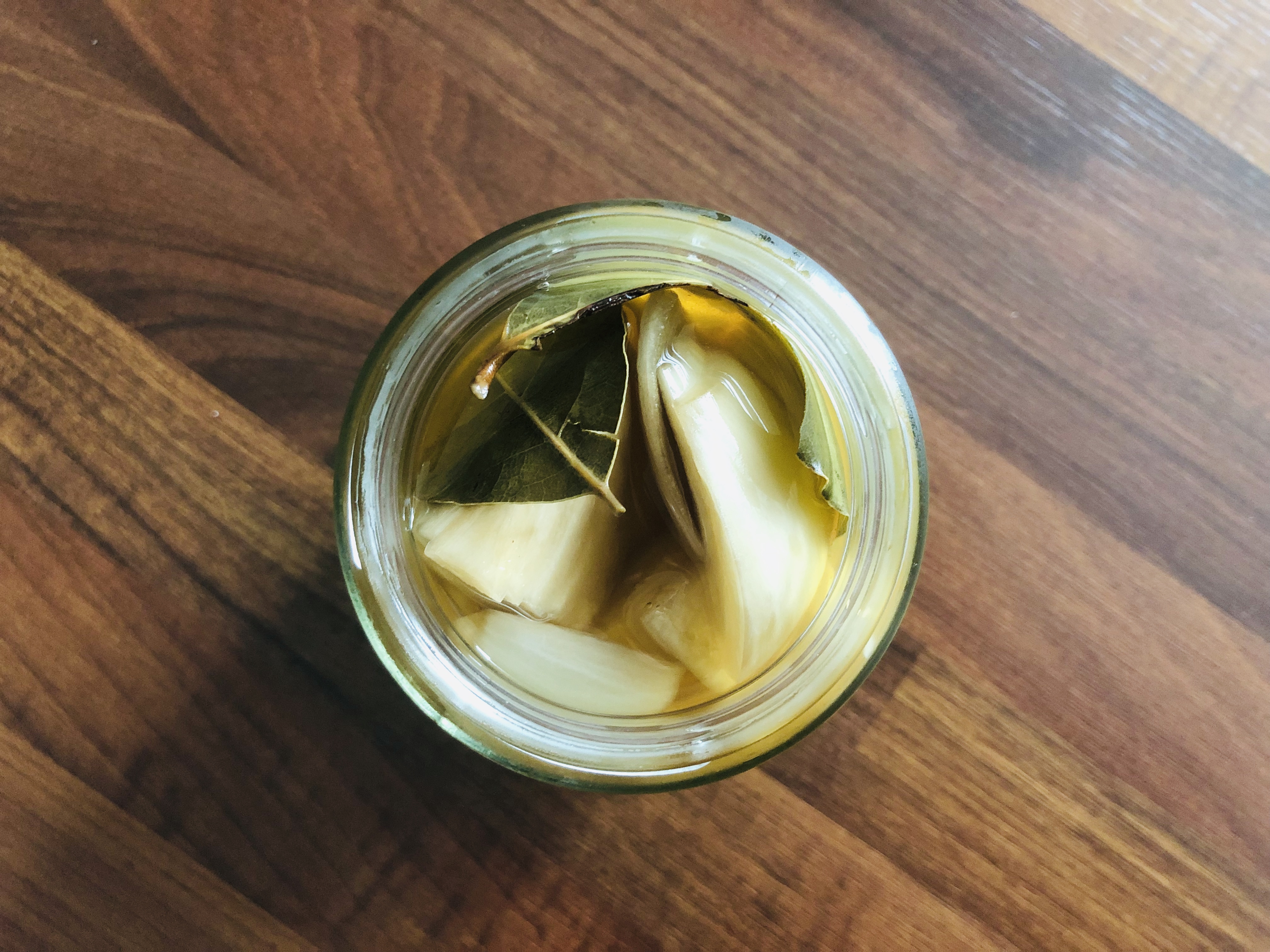 양파피클, 색도 맛도 소소