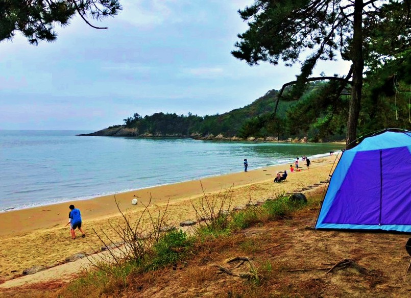 해변-텐트