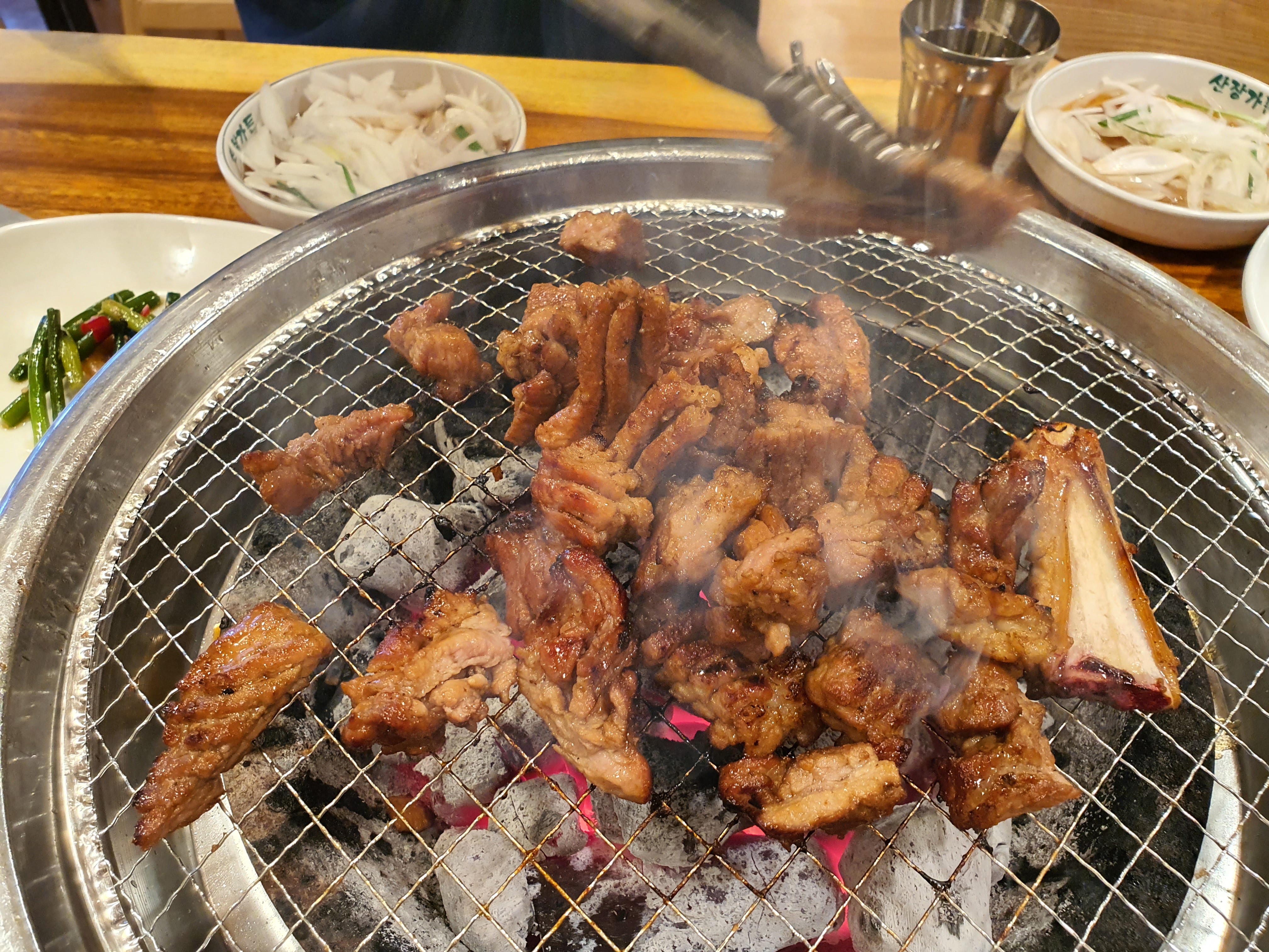 공주 동학사 돼지갈비 맛집 돈금정