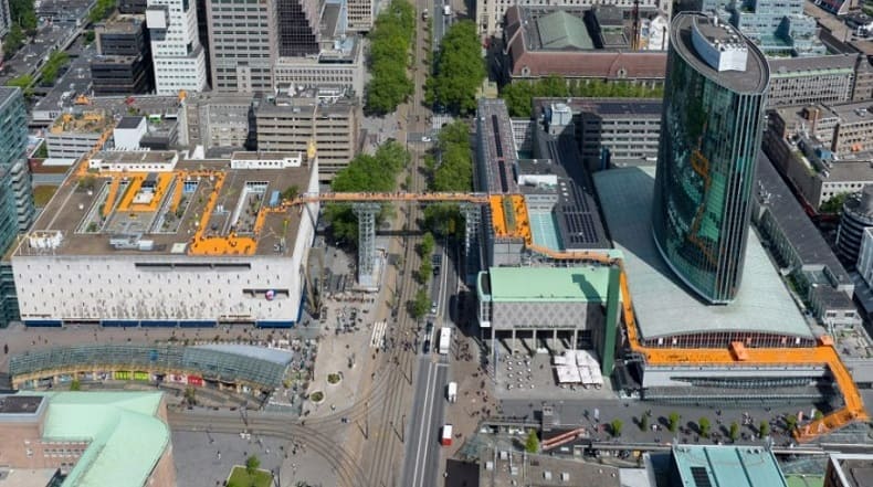 600m 길이 오렌지색 통로 로테르담 옥상 워크 MVRDV creates 600-metre-long orange walkway that bridges Rotterdam roofs