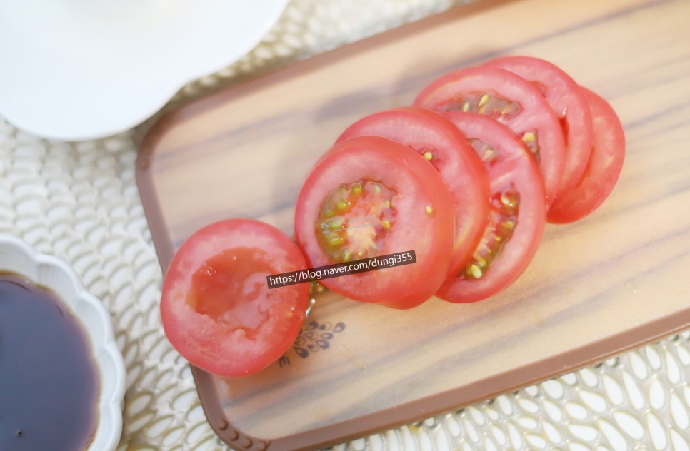 토마토 샐러드 소스 토마토 카프레제 4