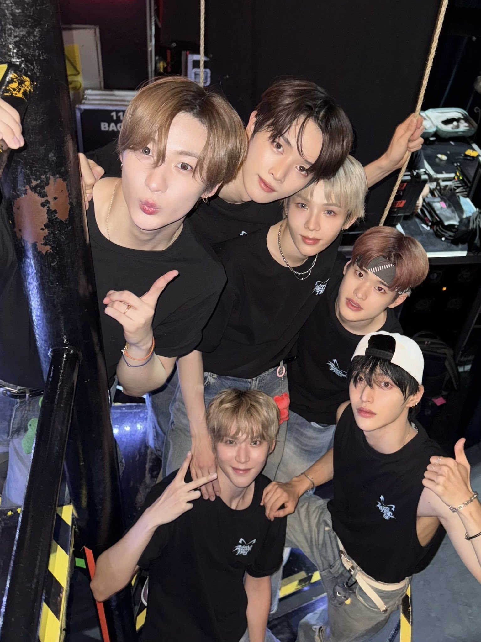 20240516멕시코시티라이징데이팬콘인스타가족사진