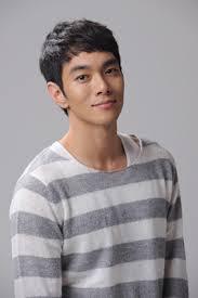  이규한 연애사. 대학생 누나 방에 갇힌 사연과 스폰서 유혹