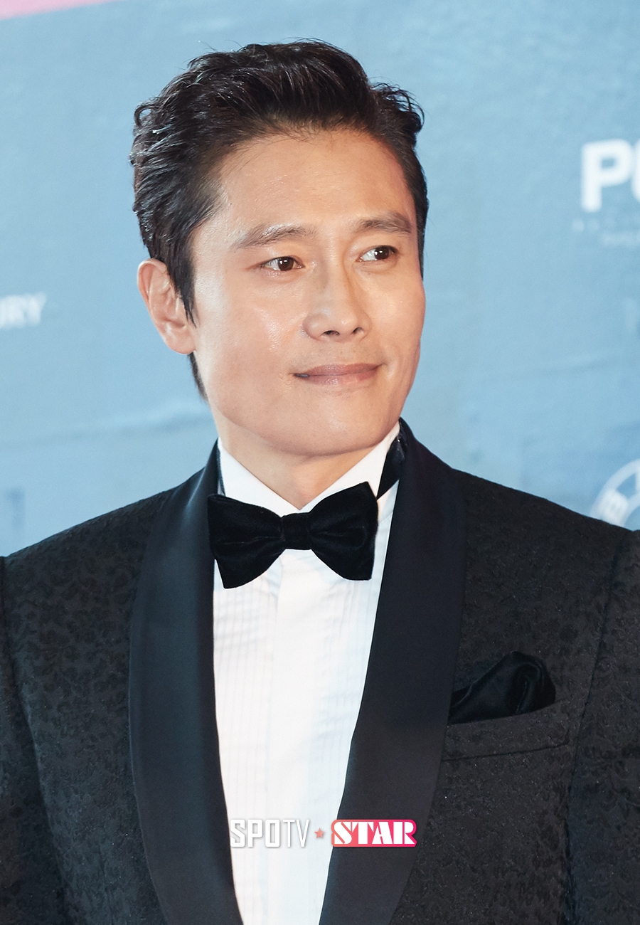  이병헌, 저소득층 아동 위해 1억 기탁..선한 영향력 ing