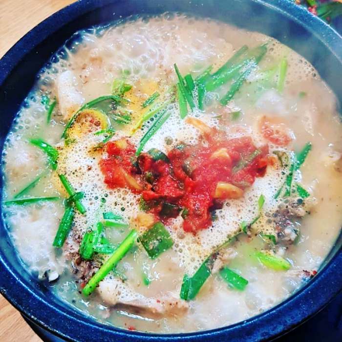 생방송 오늘저녁 안양 안양예술공원 순대국 순대국밥 맛집