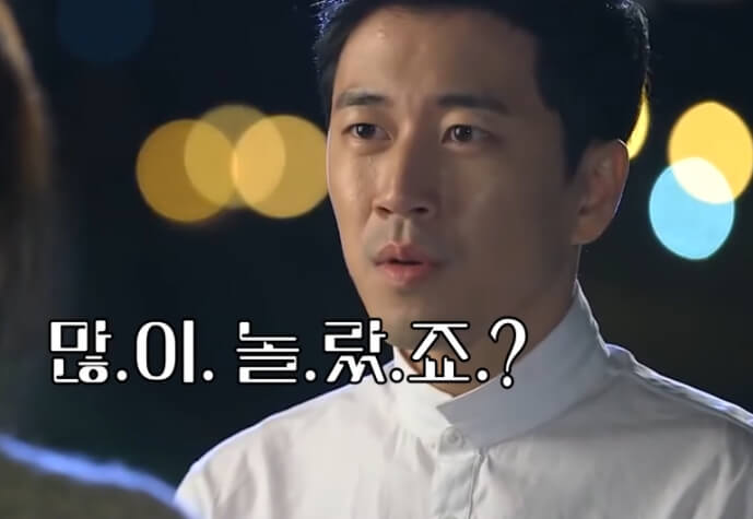 말하고있는-남성의모습