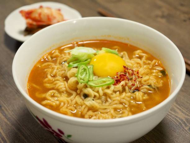  라면을 더 맛있게 끓여 먹는 레시피 20가지 (feat. 한국인의 소울 푸드)