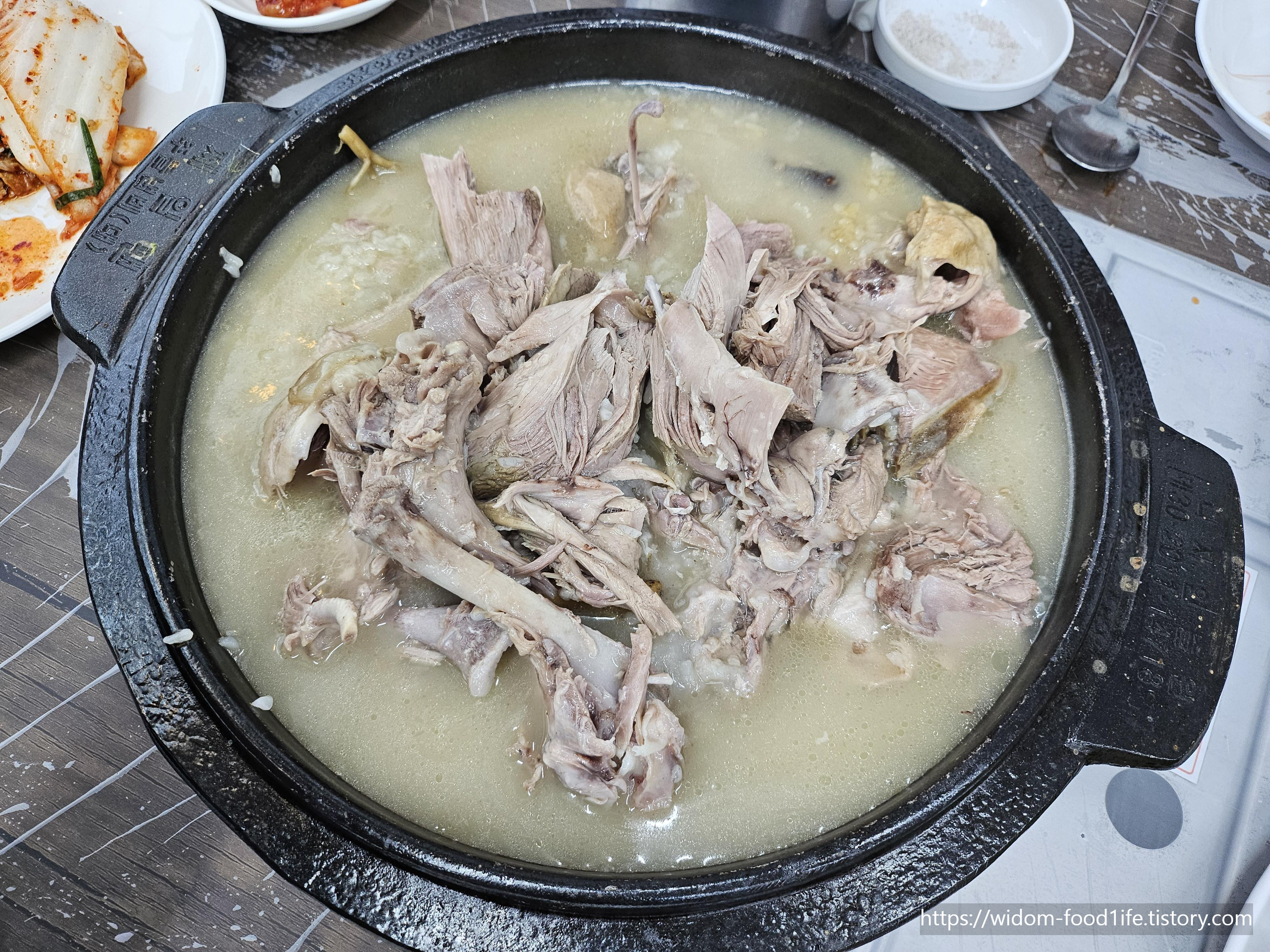 내포오리누룽지백숙 이미지