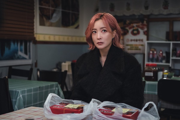 김희선-사진