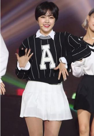  아리 타히티 려욱 여자친구