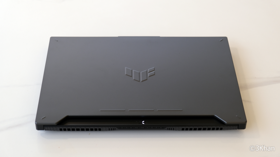 ASUS TUF Gaming A15 외관 디자인