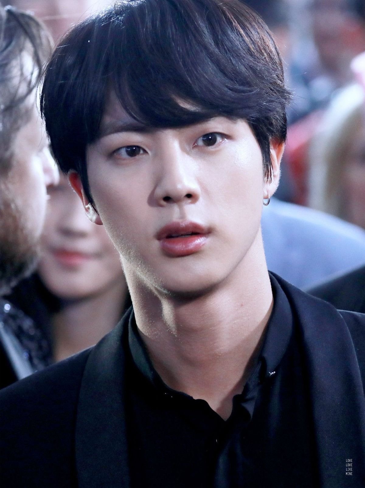  방탄소년단 진 홈마들의 내가수 얼굴부심과 자신감이 보이는 무보정 사진들