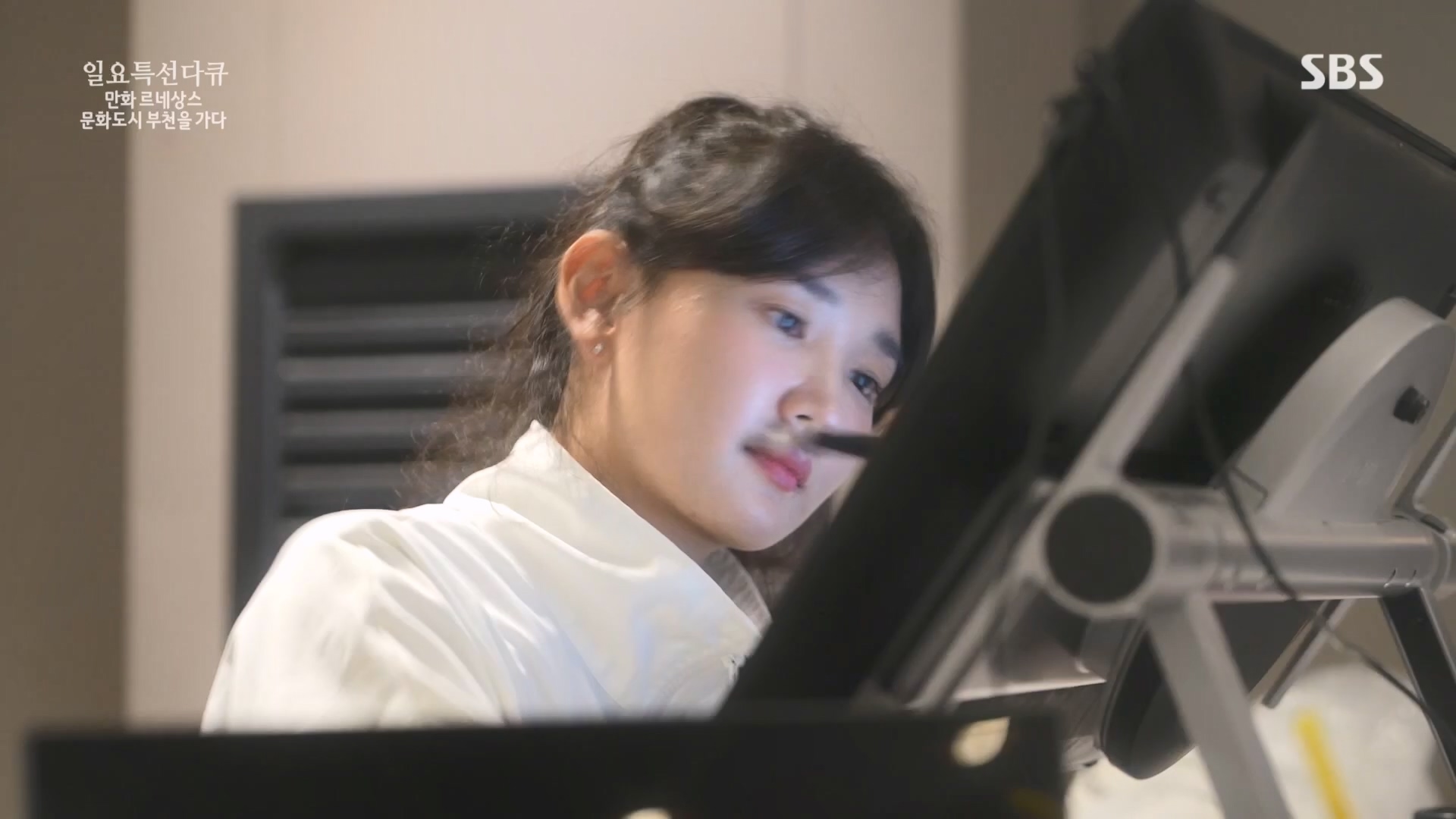 일요 특선 다큐멘터리.E322.231001p.H264-F1RST.mp4_20231002_175238.853.jpg