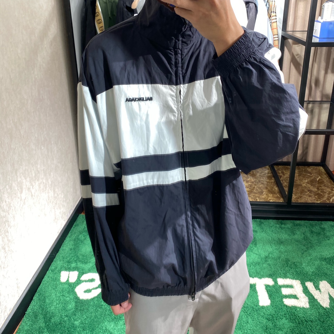 [BALENCIAGA] 발렌시아가 20FW 블랙 집업 자켓