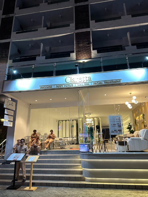카론 비치 Claretta Massage & Spa 전경