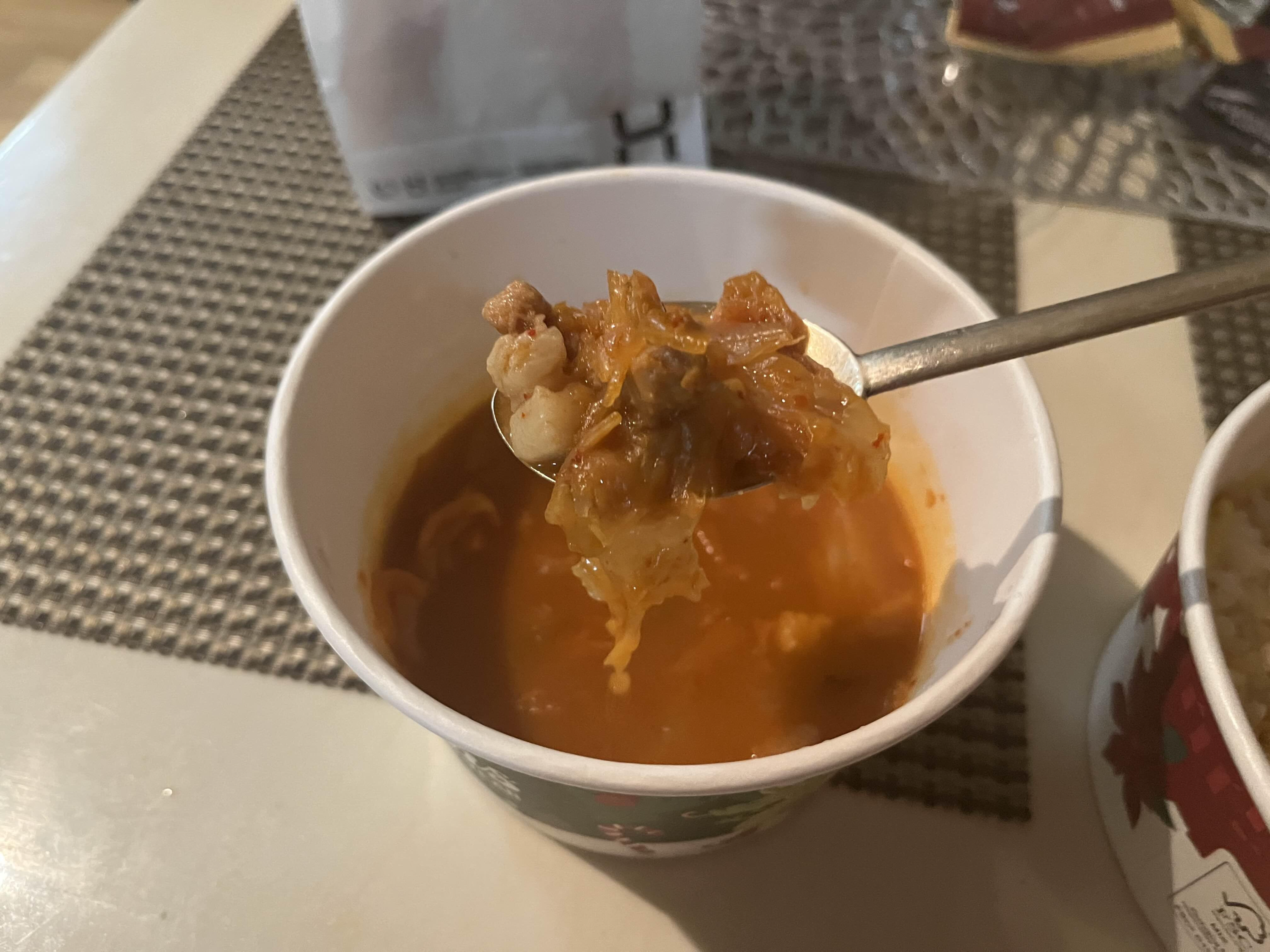  한솥도시락 메뉴 추천, 묵은지 김치찌개 먹어보기