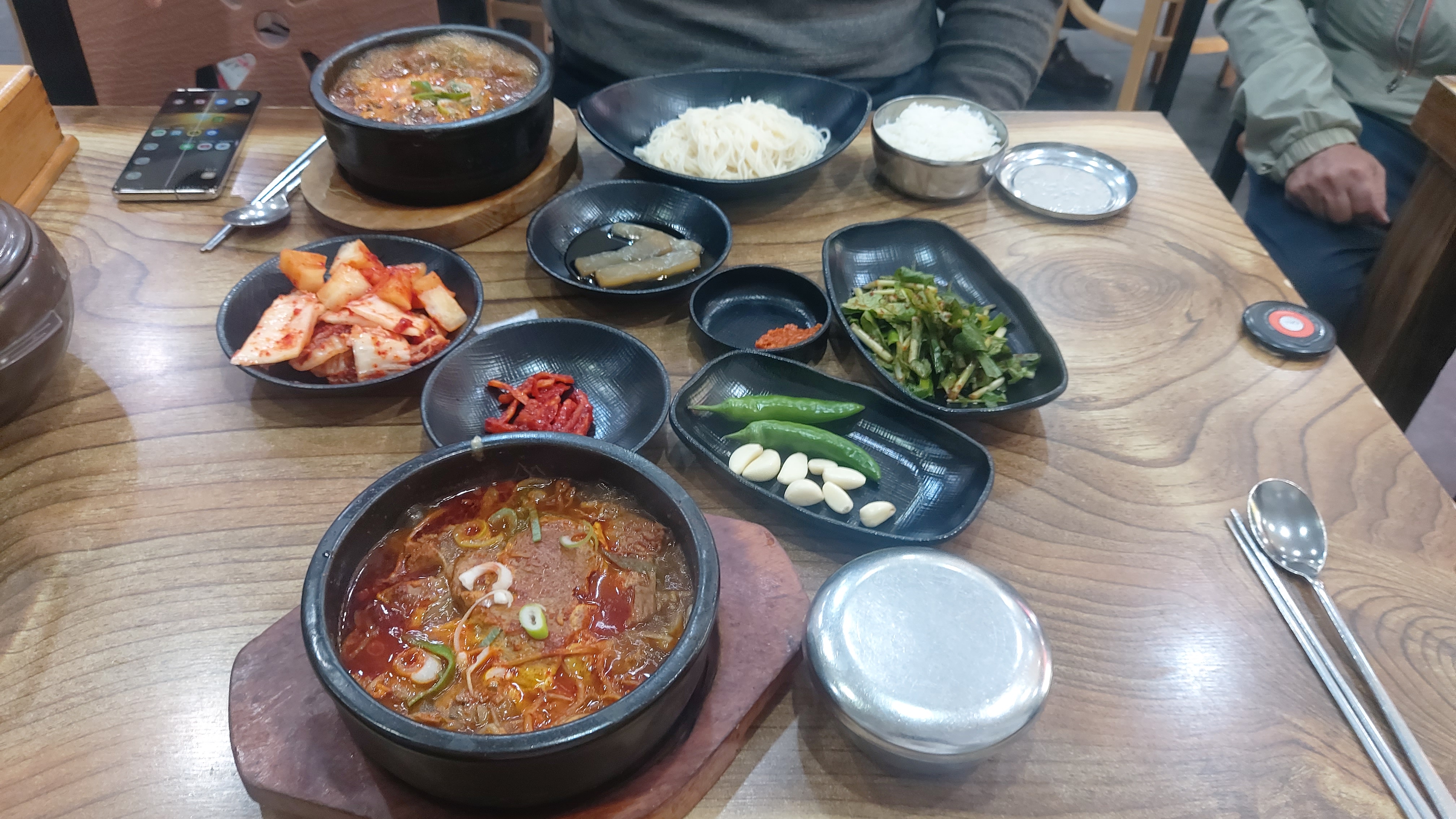 신촌돌솥설렁탕 이미지