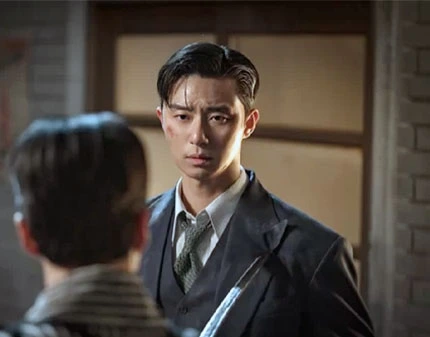 경성크리처 장태상(배우 박서준)
