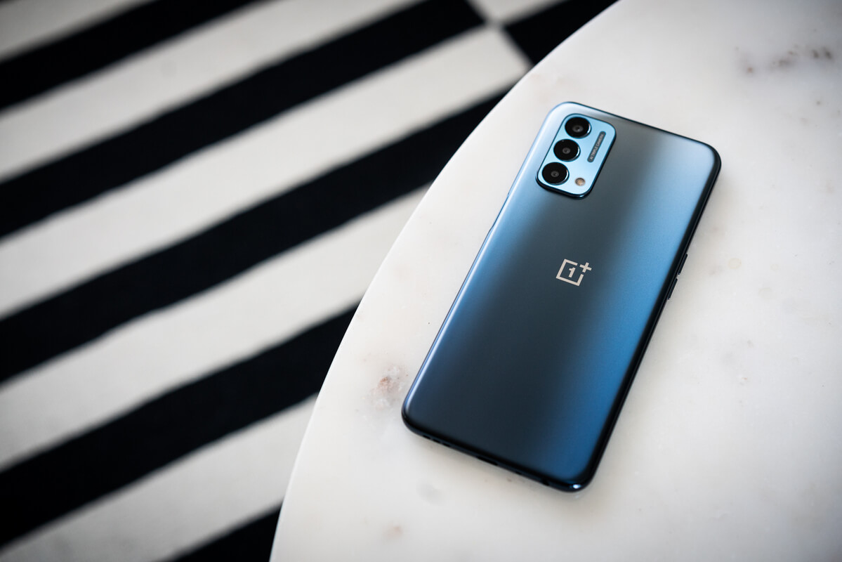  Oneplus 노트 N200 5G 리뷰 : 실속형 스마트폰의 정점