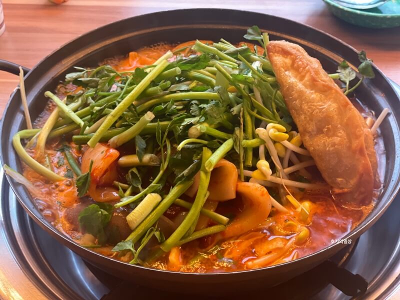 역삼역 즉떡 맛집 민들레 떡볶이 - 야채듬뿍 떡볶이