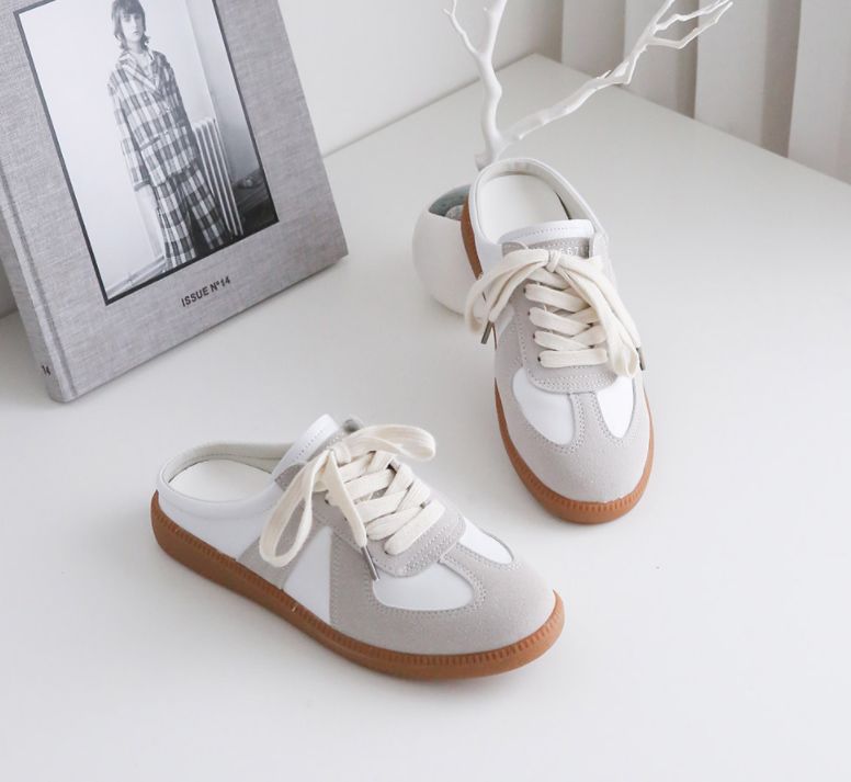  앞코소재콤비 2.5cm 스니커즈 슬리퍼 블로퍼