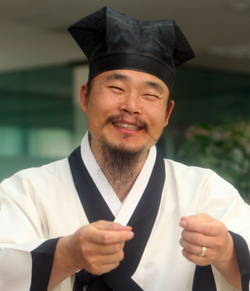  김봉곤 훈장 나이 프로필 서당 결혼 아내 아들 딸 인스타 근황