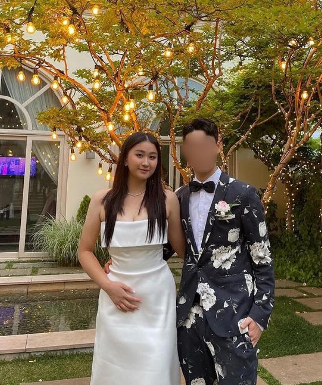  '안정환' 이혜원 딸, 뉴욕대 합격 후 초호화 파티! [사진]