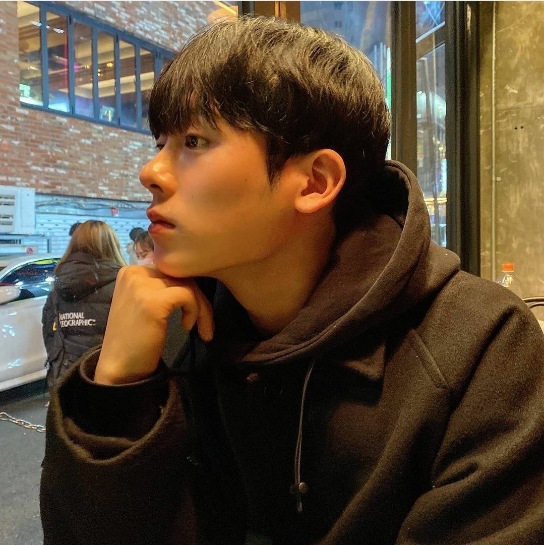  런온 우식 '이정하' 프로필(박보검, 빈지노 닮은꼴 배우)