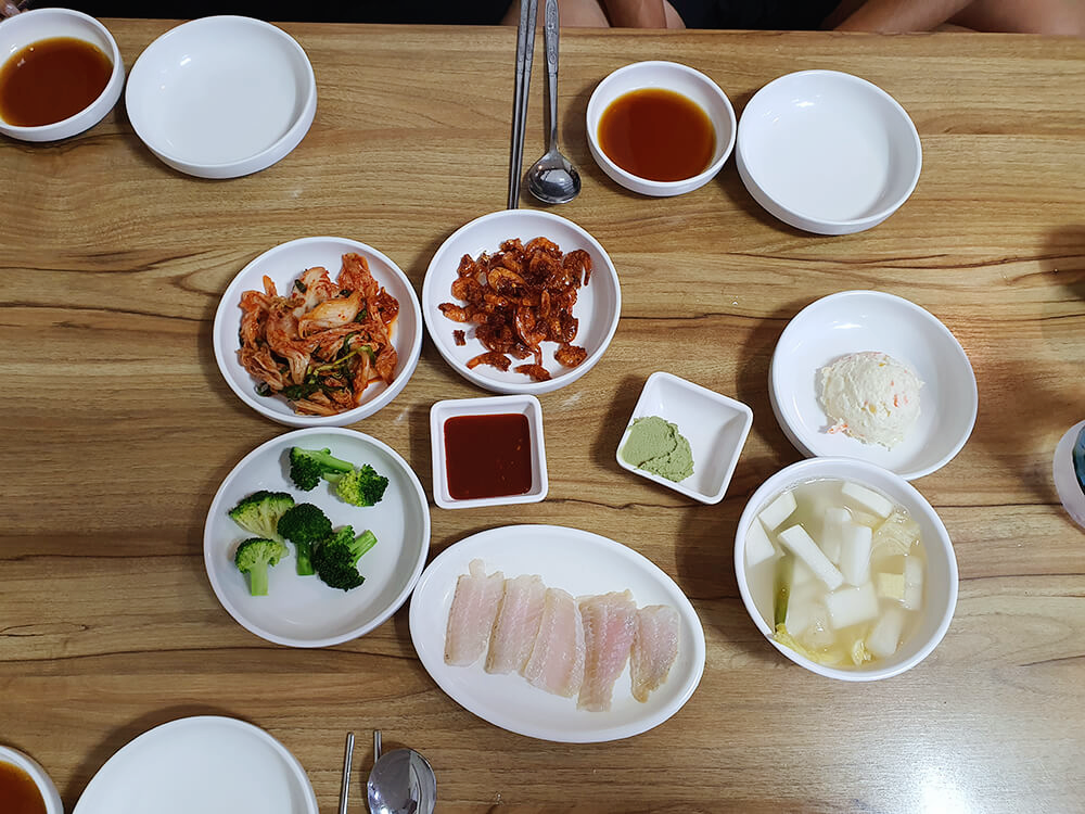 성남 마산 아구찜 밑반찬