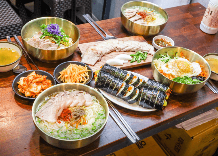 제주도 맛집 &quot;동문시장고기국수 금복식당&quot; 음식사진