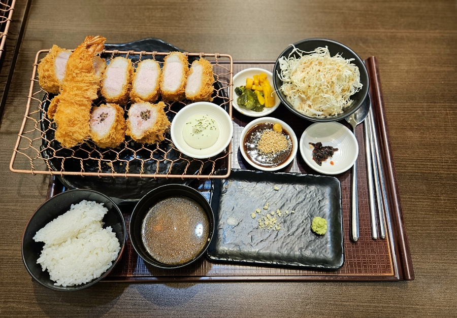  광교 돈까스 맛집 정돈 갤러리아 광교점 / 원조 프리미엄 돈카츠 먹어봤어요?