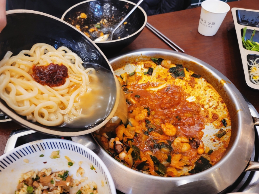 <사위식당 현대백화점 42