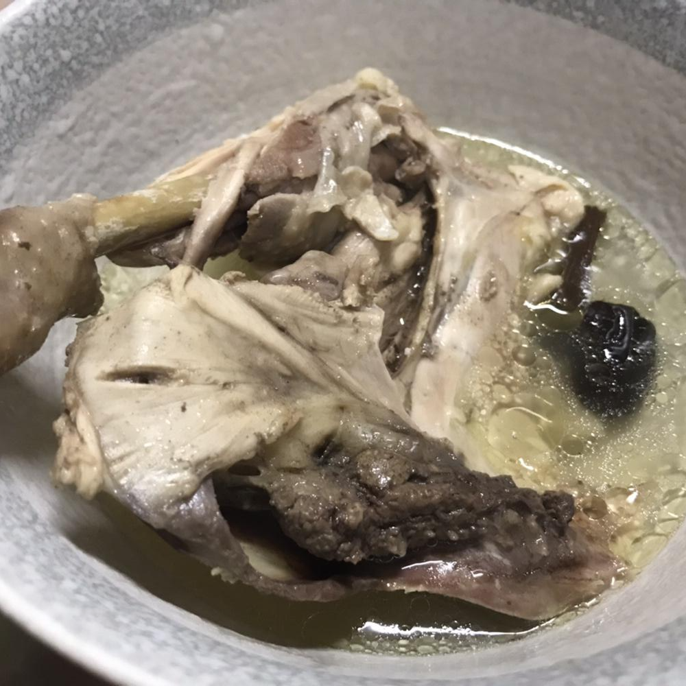  생애 첫 직접 끓인 삼계탕은 하림 백숙용 토종닭