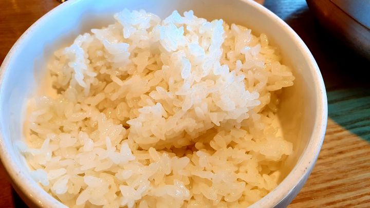 고슬고슬-잘-익은-쌀밥