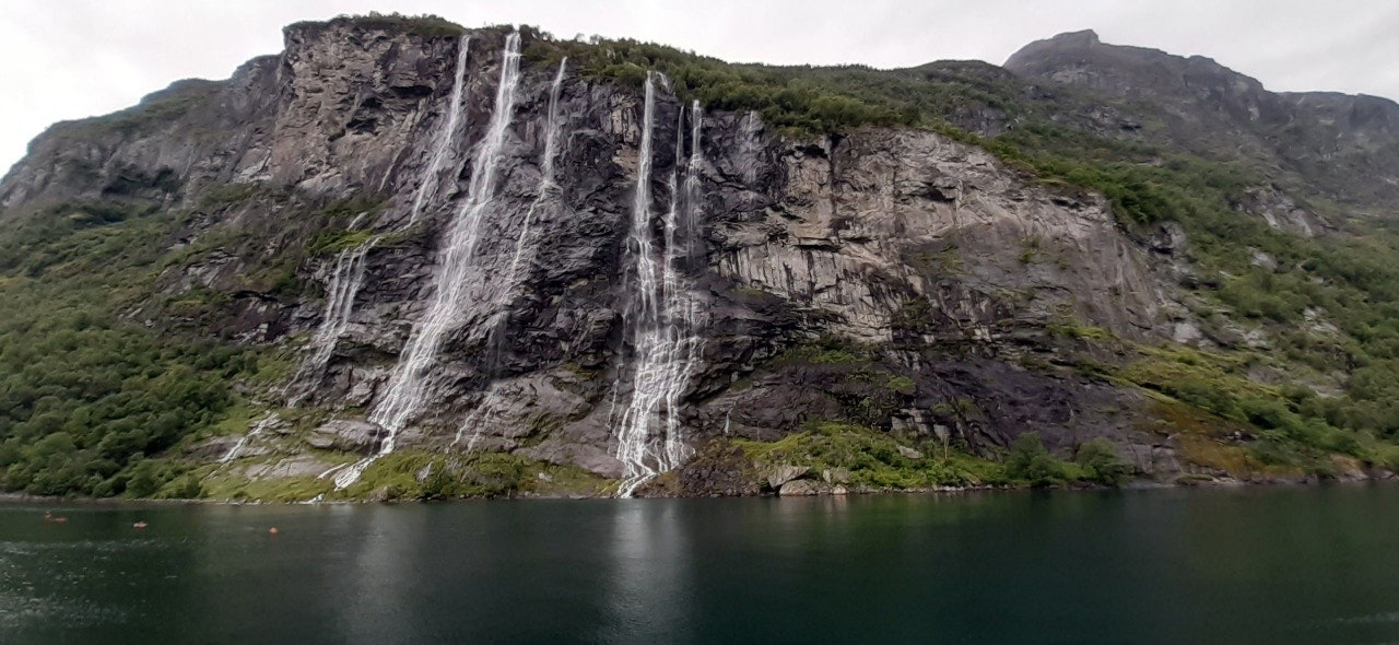 게이랑에르 피오르드 (Geirangerfjord)