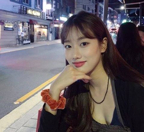 이나은 에이프릴 나이 프로필 키 인스타 일진 학폭 논란 공식입장