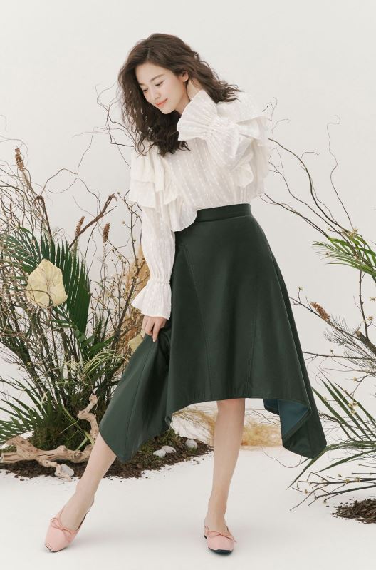  슈콤마보니 20 S/S Coy mule/Lovelane sneakers/ Moonbeam 2 mule 할인정보
