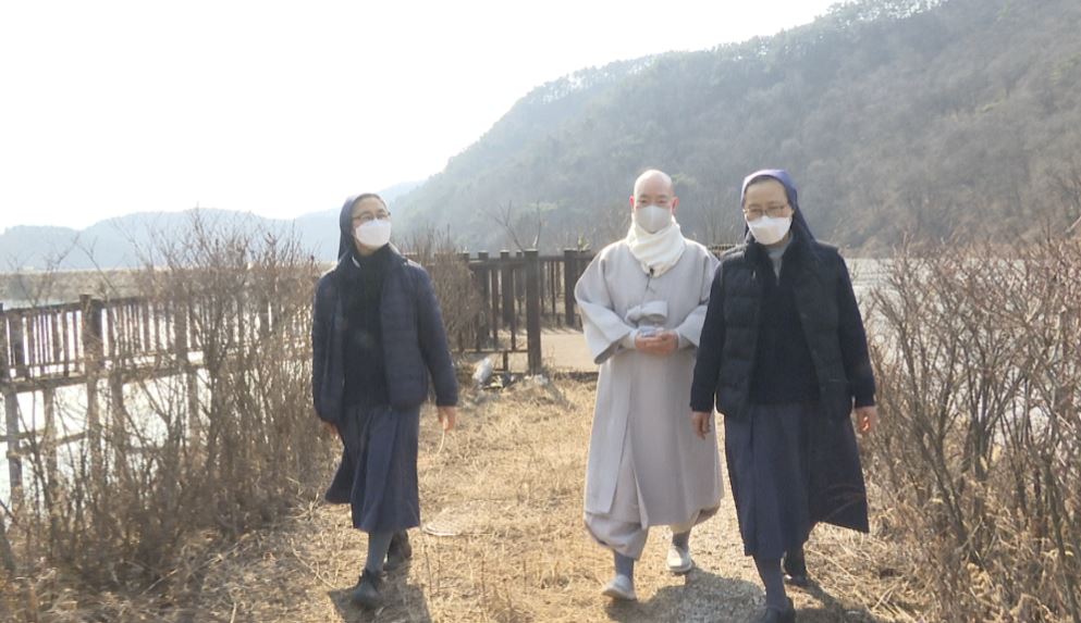 인간극장-산사의소프라노-정율스님-운문사-승가대학-음악대학-불교계성악가-소피아수녀님