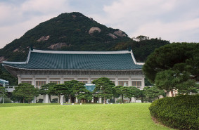  [꿈해몽] 청와대나 국회의사당 안으로 들어가는 꿈 경찰에게 체포되는 꿈 경찰서 조사실에서 취조를 받는 꿈