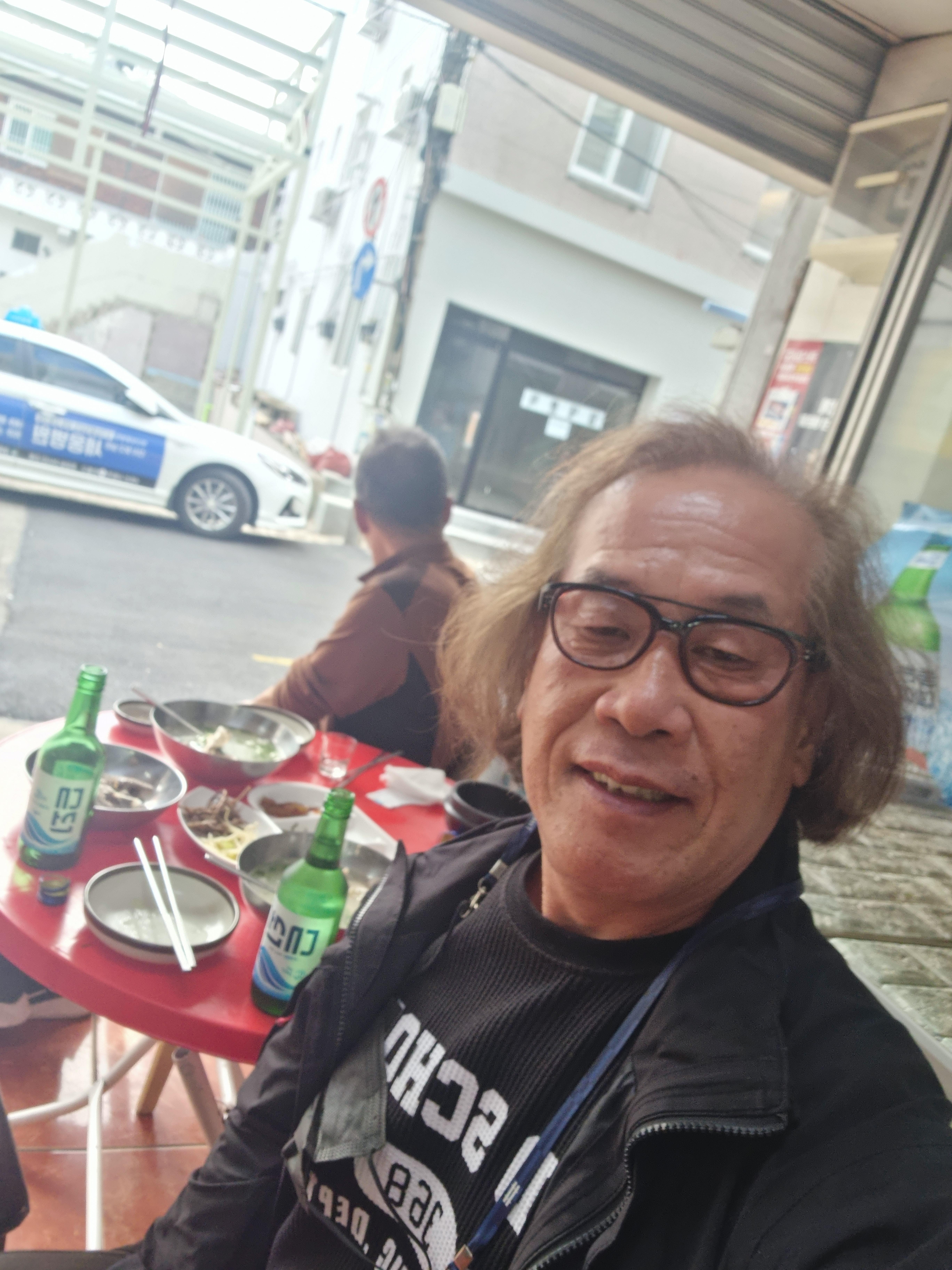 마당발밥집 이미지
