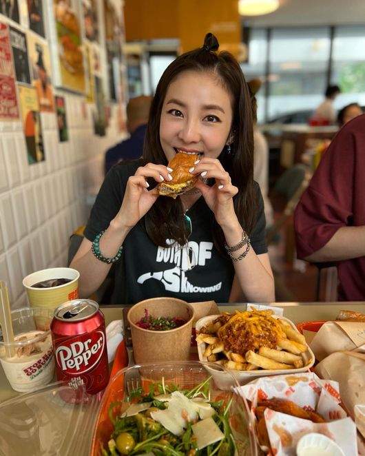 산다라박