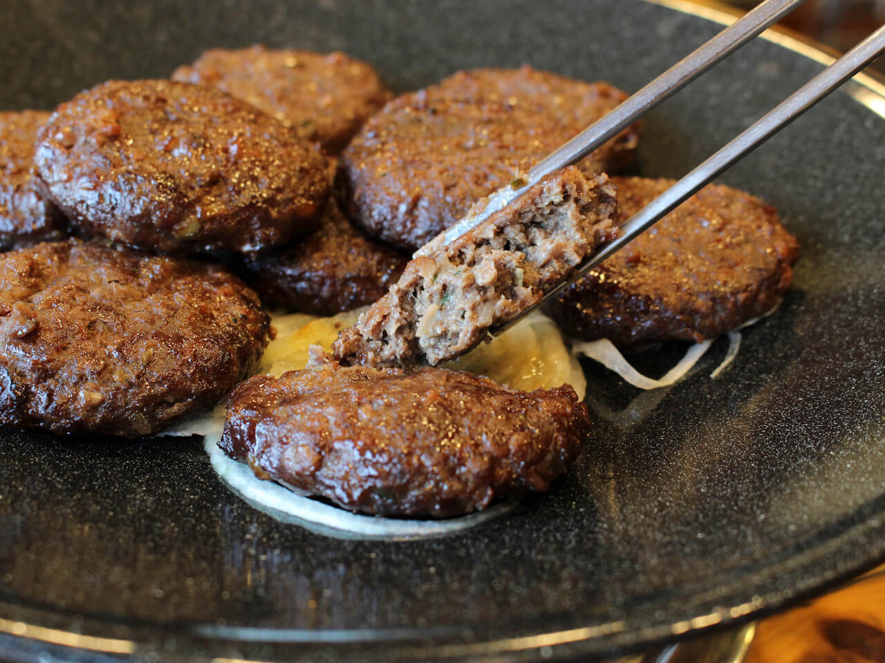 생방송투데이 3791회 키워드 다큐 성공인 용인 한우 떡갈비와 4종 막국수 맛집 고기리열두화덕